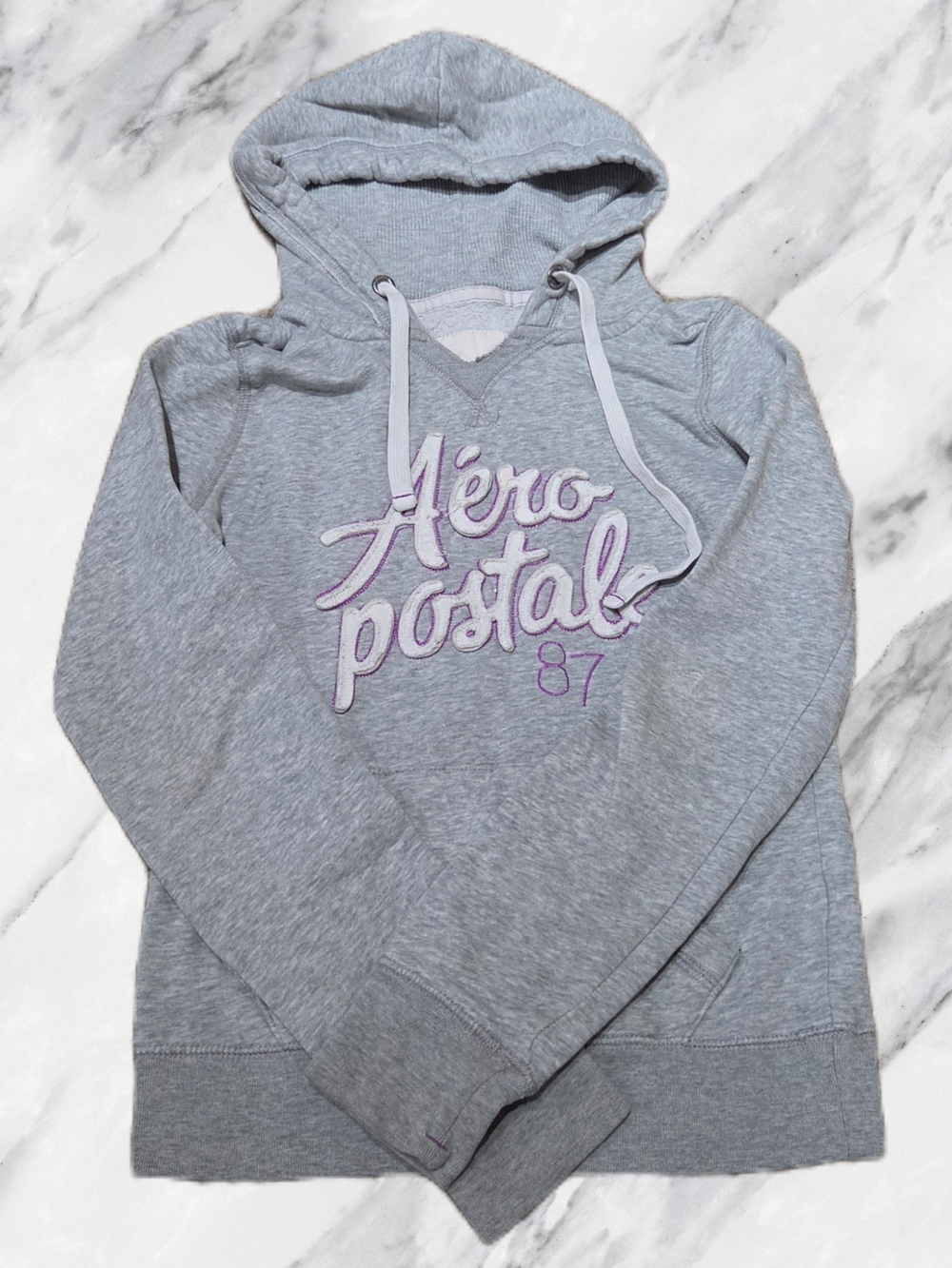 Y2K Aéropostale Gray Hoodie with White/Pink Script